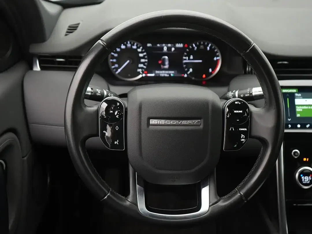 Land Rover Discovery Sport - Thumbnail 9