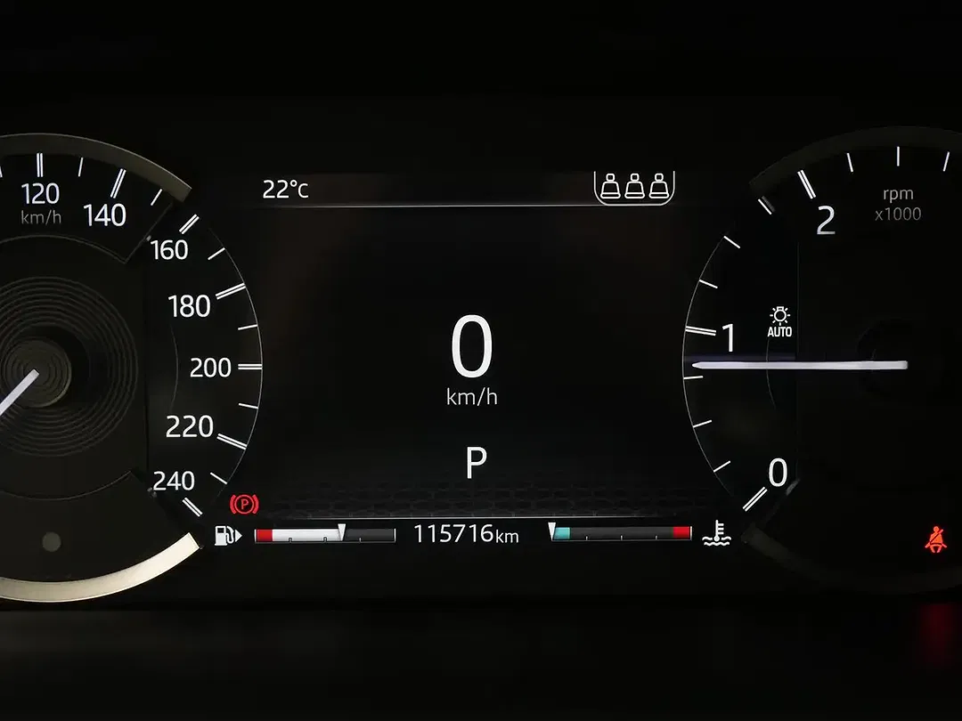 Land Rover Discovery Sport - Thumbnail 13