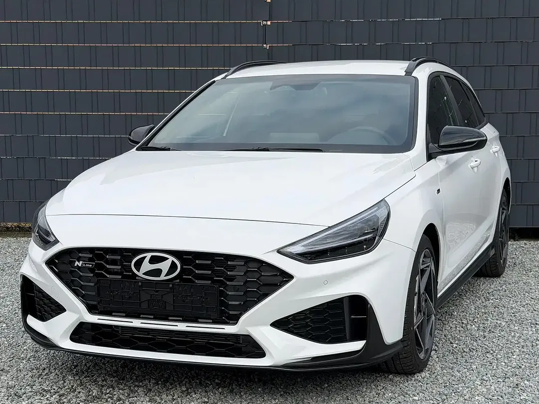 Hyundai i30 - Thumbnail 1