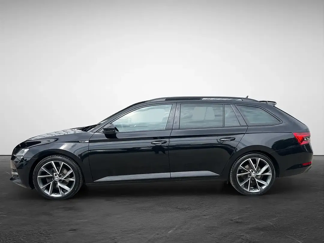 Skoda Superb 2.0 TSI DSG Combi Sportline - foto 2