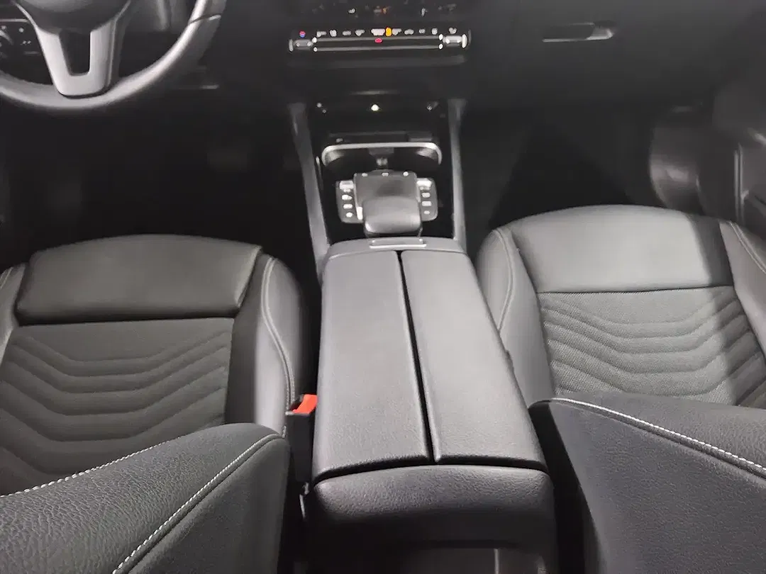 Mercedes-Benz GLA 250 - Thumbnail 6
