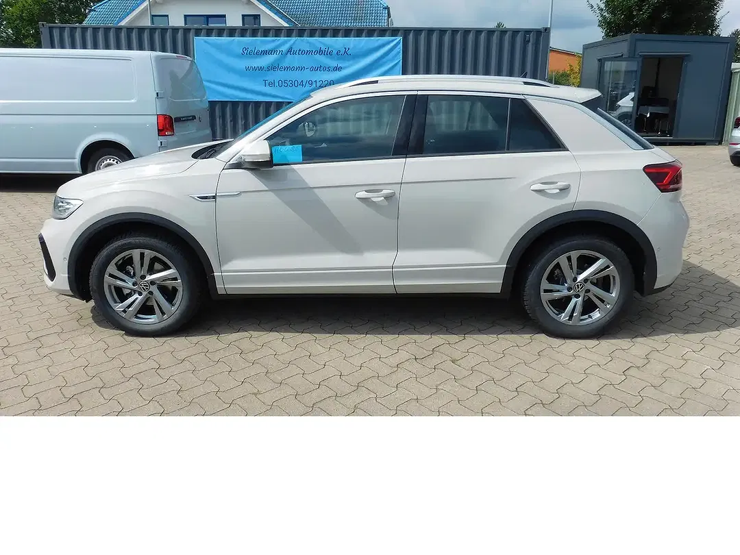 Volkswagen T-Roc - Thumbnail 1