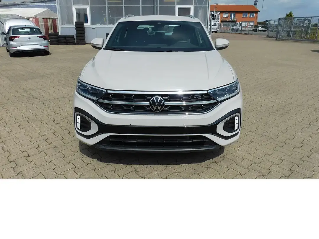 Volkswagen T-Roc - Thumbnail 3