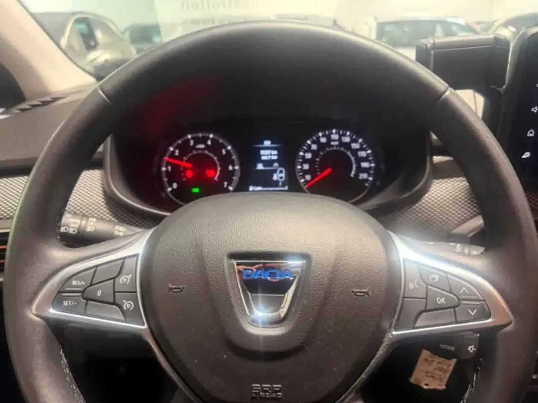 Dacia Sandero - Thumbnail 5