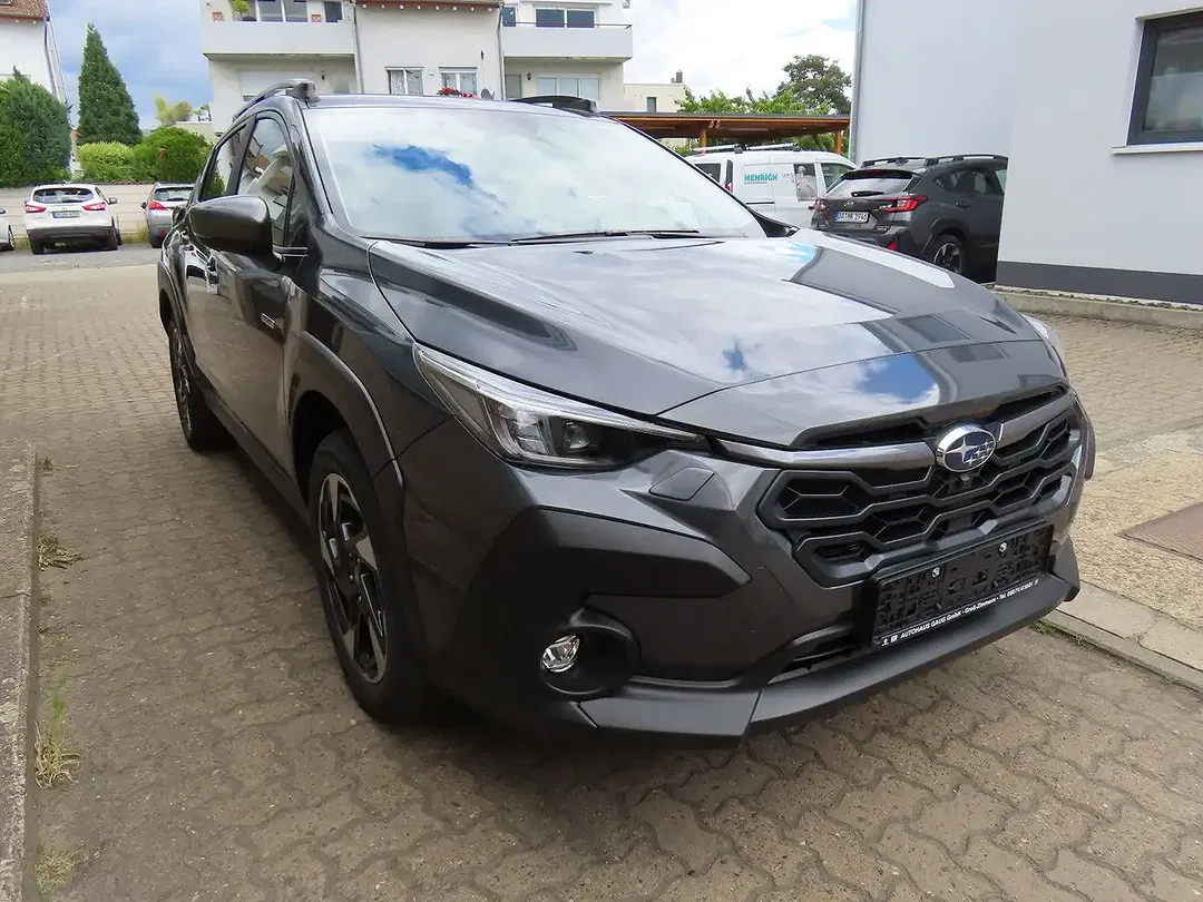 Subaru Crosstrek - Thumbnail 2