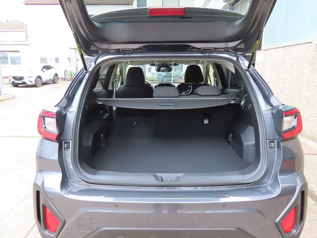 Subaru Crosstrek - Thumbnail 6