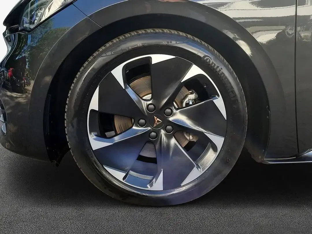 CUPRA Born - Thumbnail 8