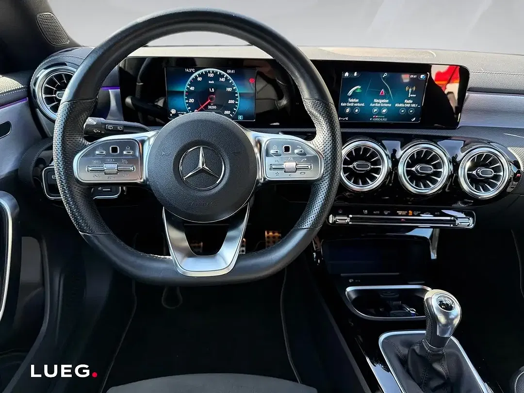 Mercedes-Benz CLA 180 - Thumbnail 10