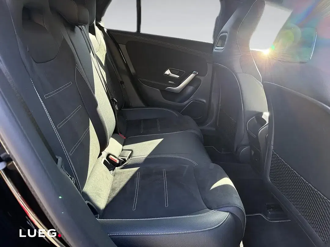 Mercedes-Benz CLA 180 - Thumbnail 12