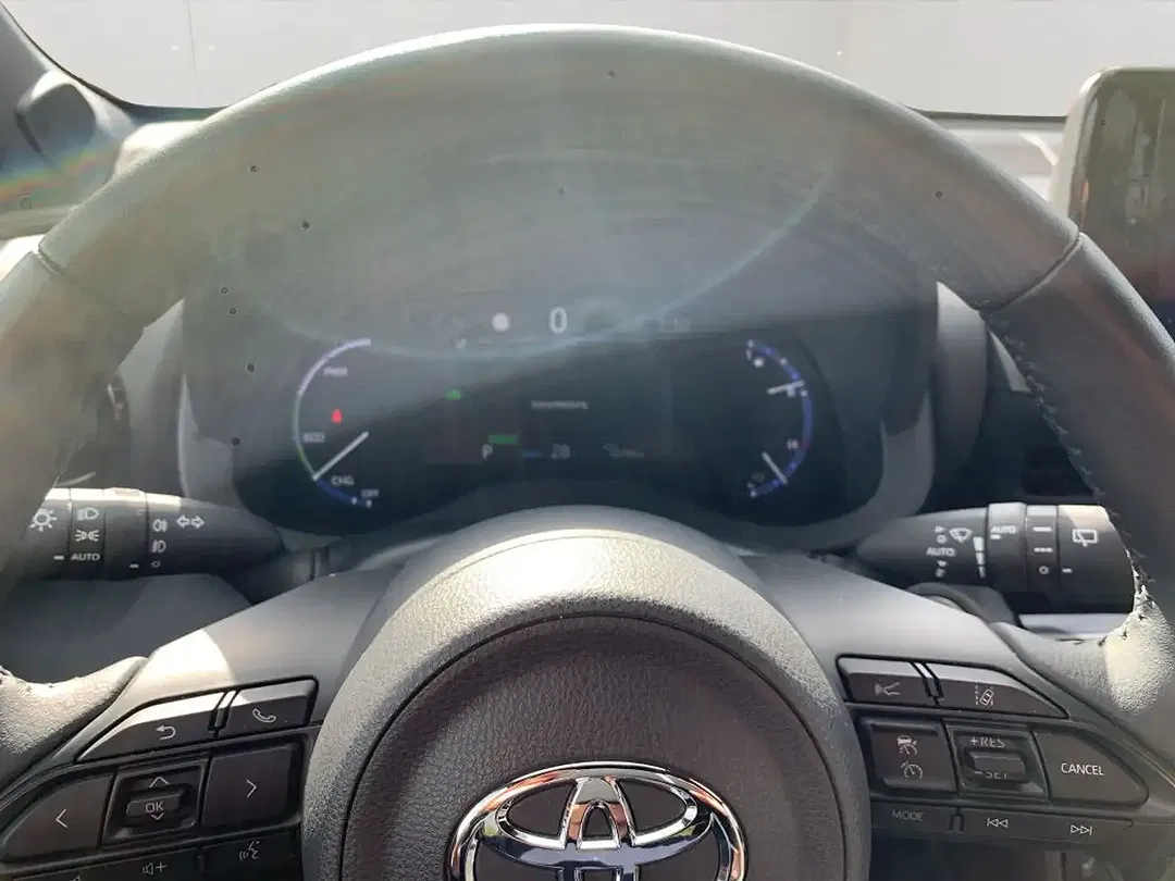 Toyota Yaris Cross - Thumbnail 12