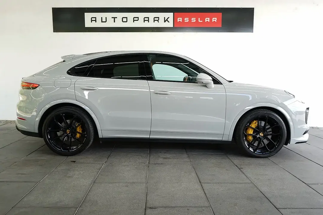 Porsche Cayenne - Afbeelding 1