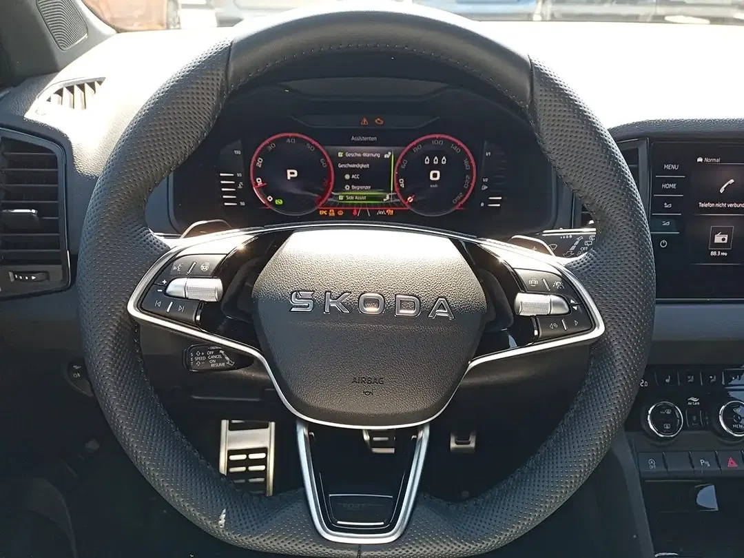 Skoda Karoq - Thumbnail 12
