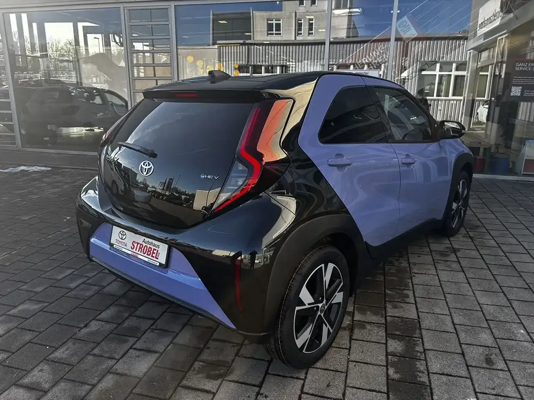 Toyota Aygo X - Thumbnail 6