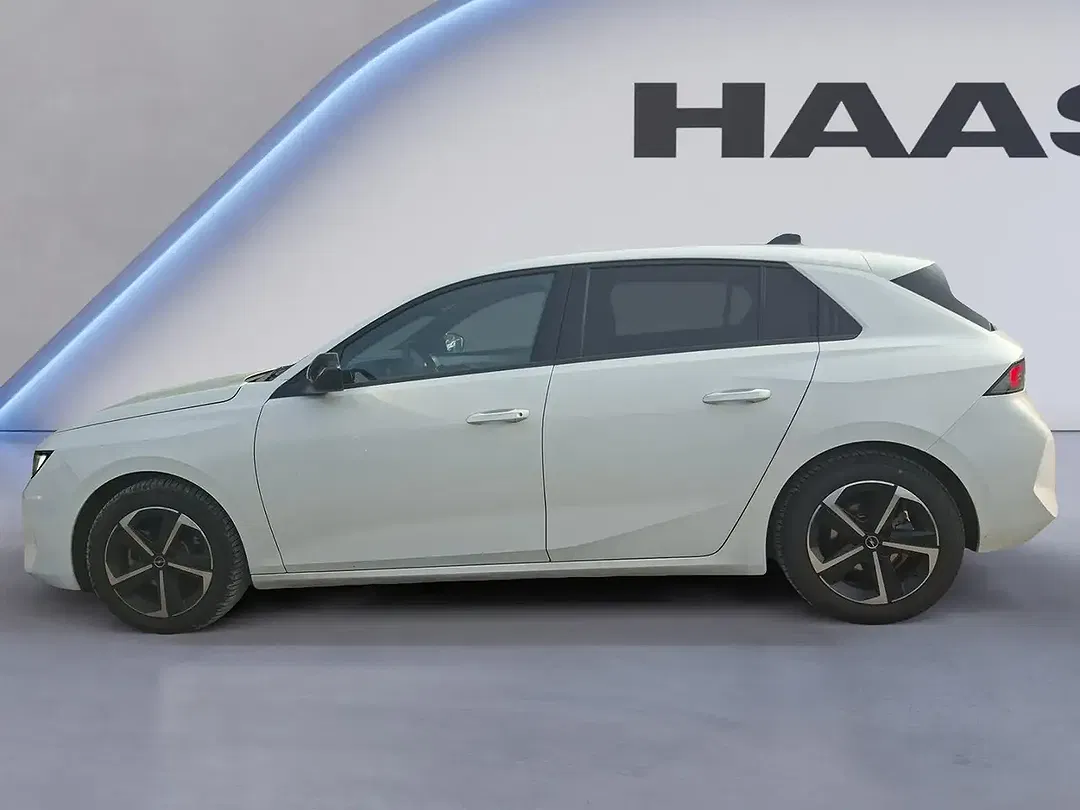 Opel Astra 1.2 Turbo - foto 2