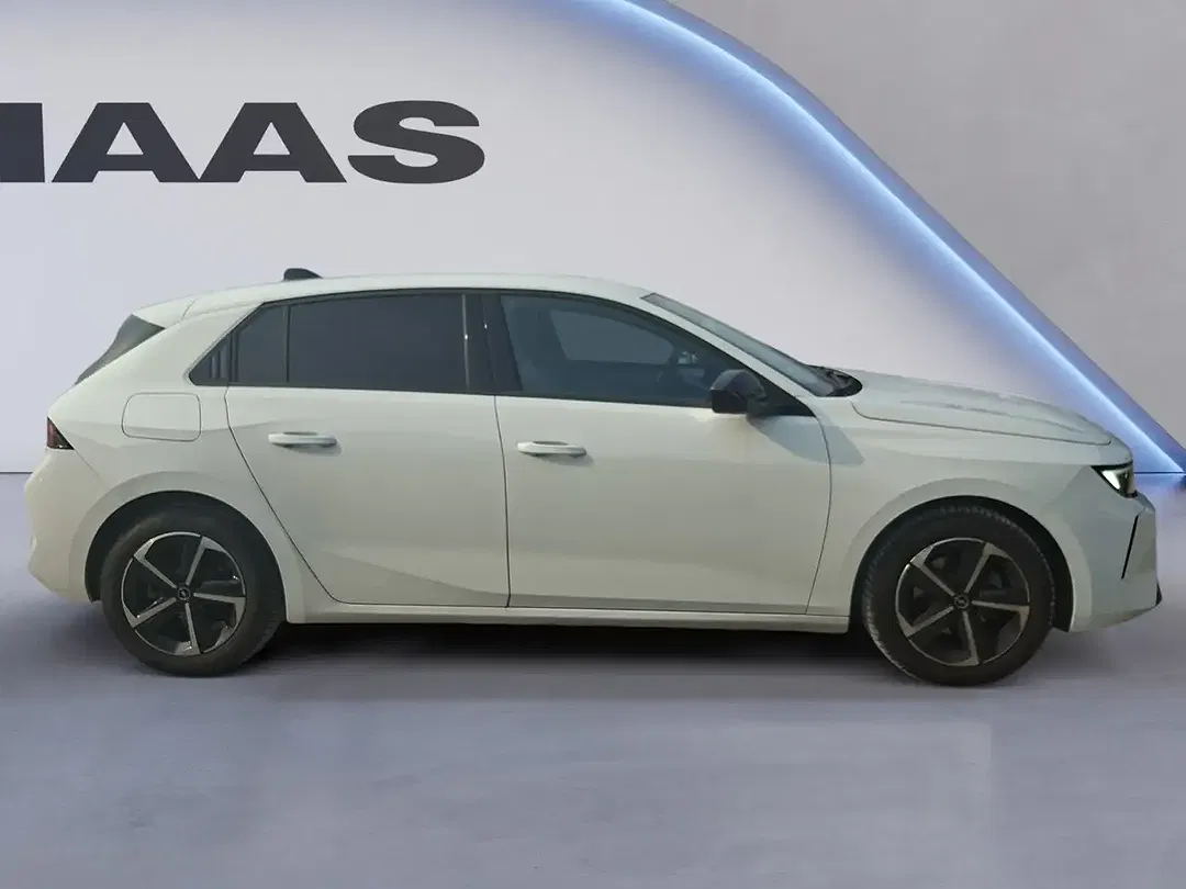 Opel Astra - Thumbnail 6