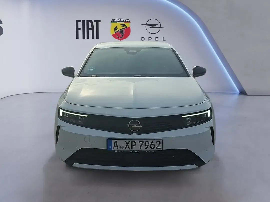 Opel Astra - Thumbnail 8
