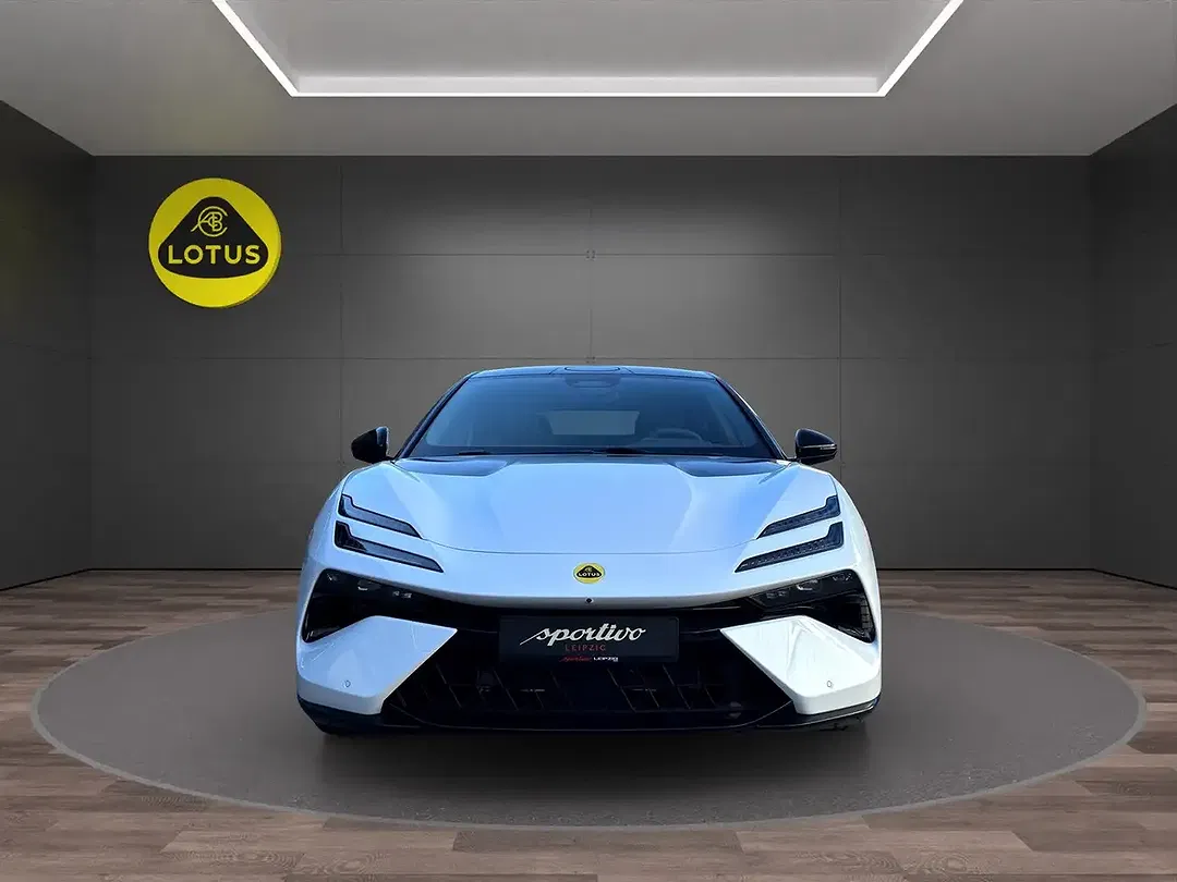 Lotus Emeya - Thumbnail 3