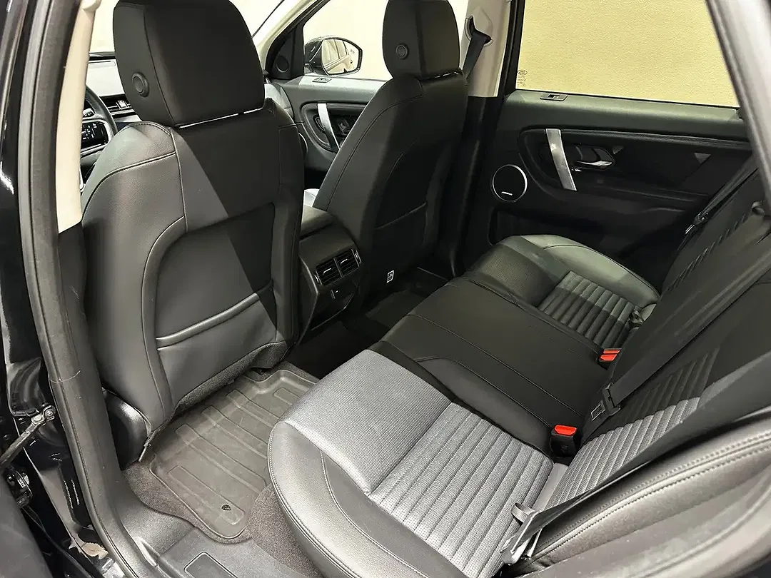 Land Rover Discovery - Thumbnail 11