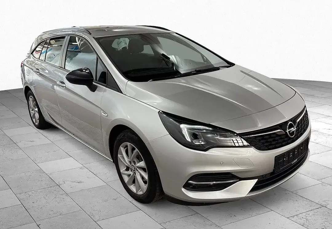 Opel Astra - foto 1