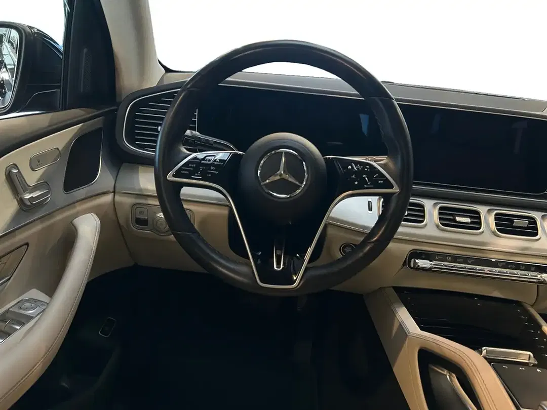 Mercedes-Benz GLE 350 - Thumbnail 13