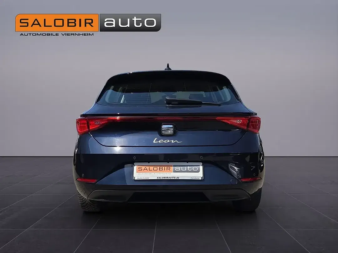 SEAT Leon - Thumbnail 4