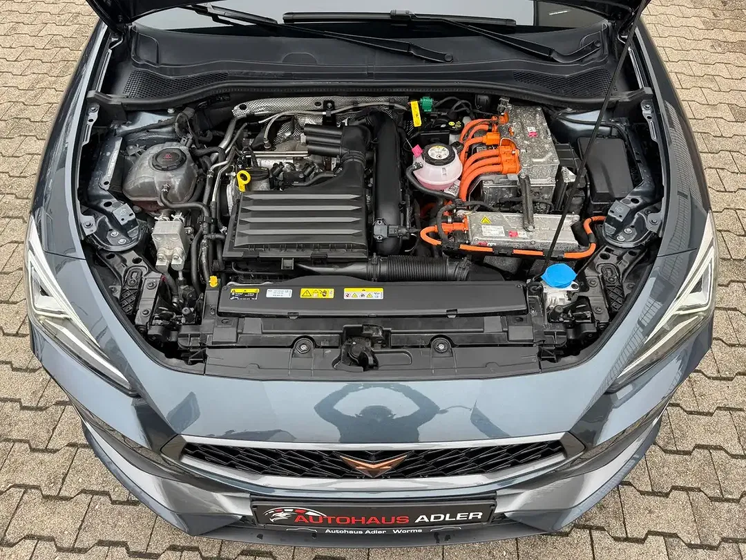 CUPRA Leon - Thumbnail 8