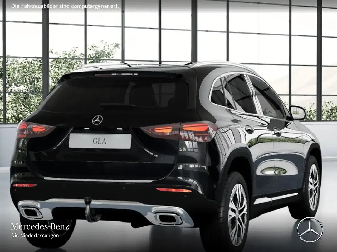 Mercedes-Benz GLA 200 - Thumbnail 4