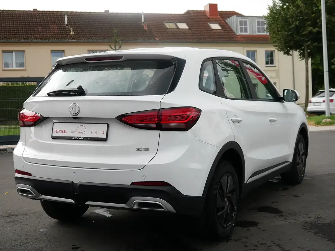 MG ZS - Thumbnail 4