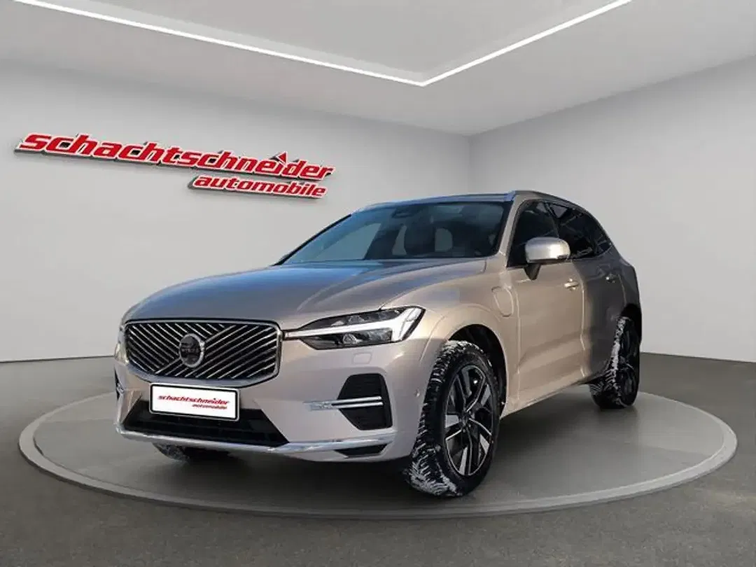 Volvo XC60 - Thumbnail 1