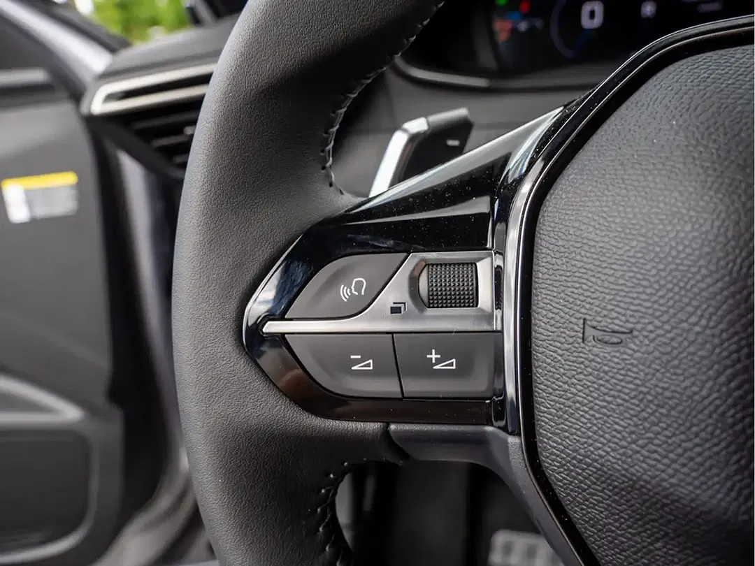 Peugeot 2008 - Thumbnail 11