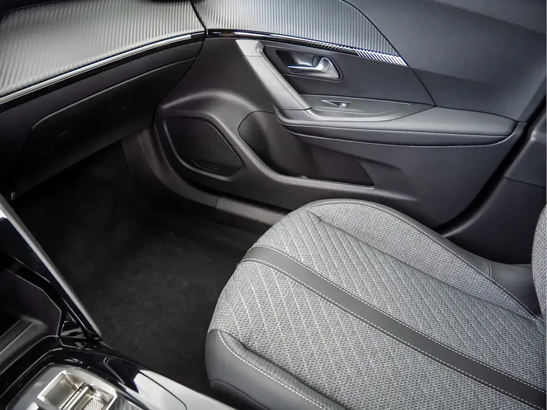 Peugeot 2008 - Thumbnail 8