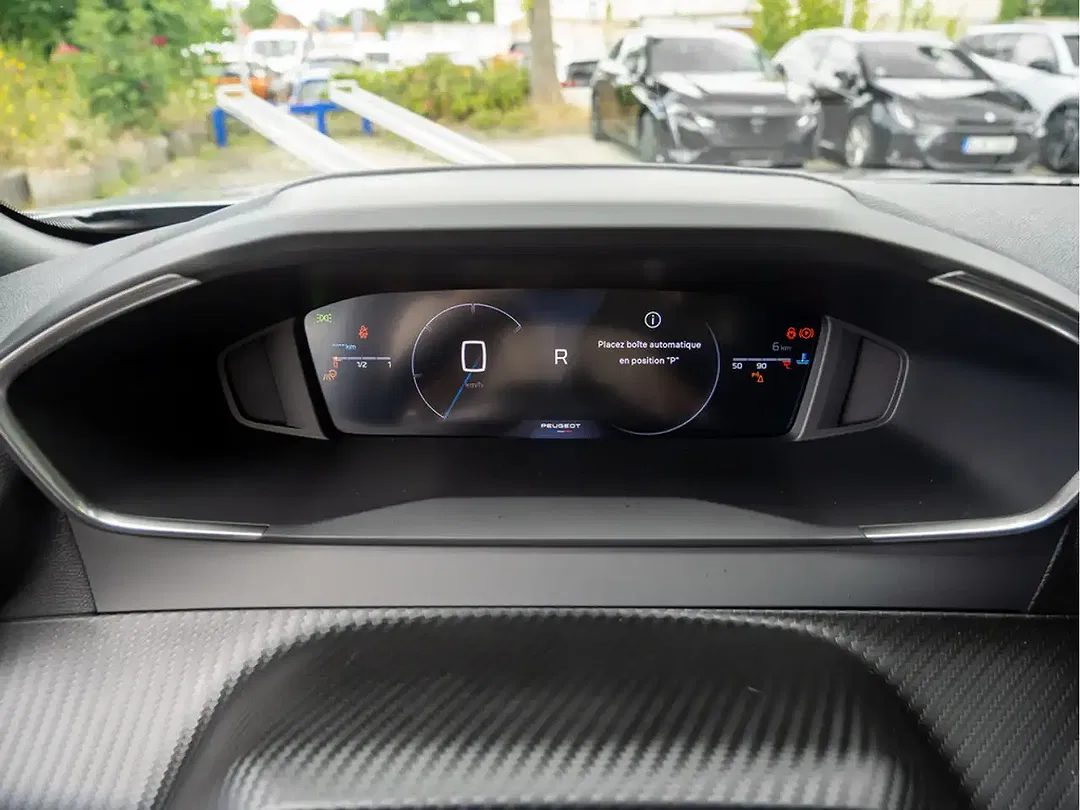 Peugeot 2008 - Thumbnail 9