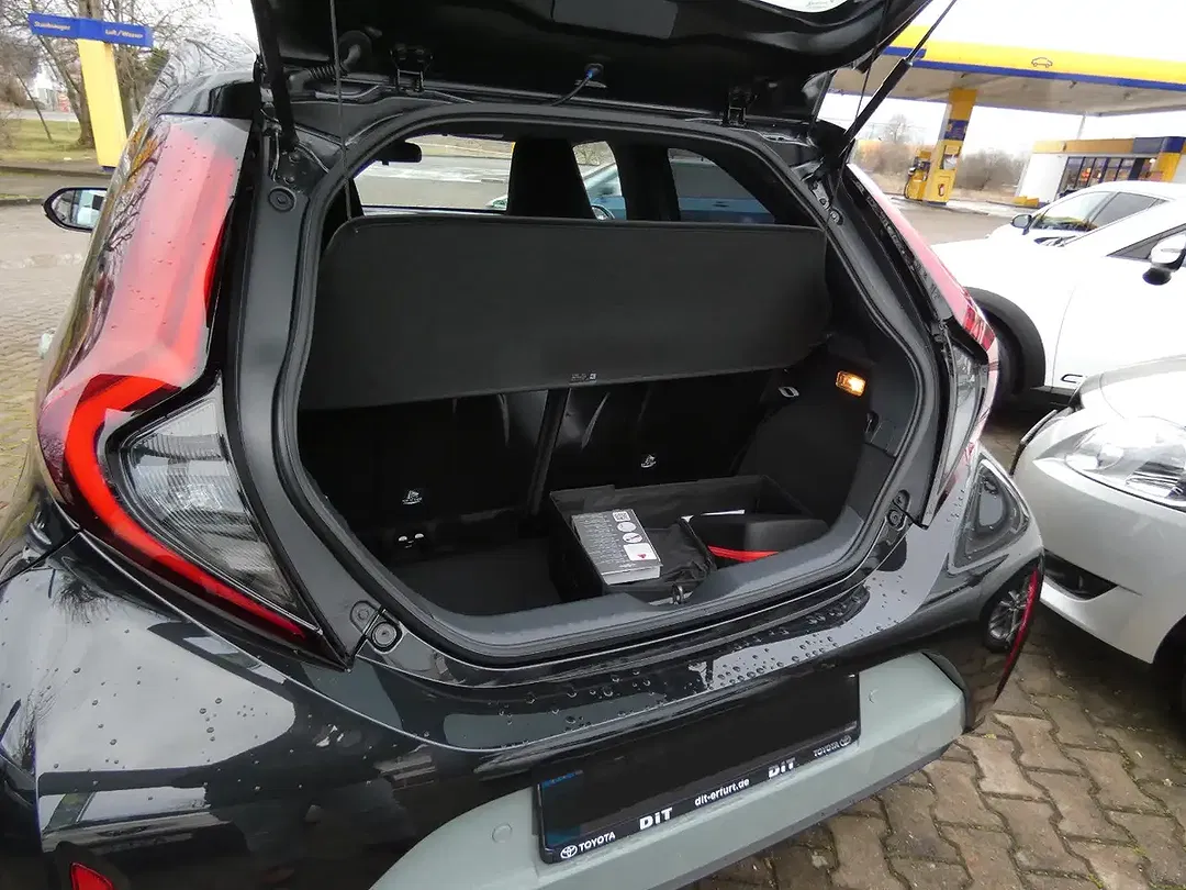 Toyota Aygo X - Thumbnail 6