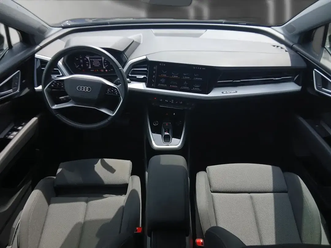 Audi Q4 e-tron - Thumbnail 10
