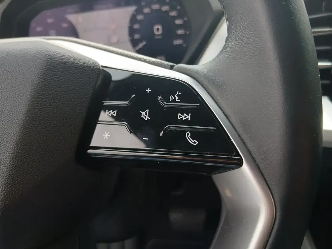 Audi Q4 e-tron - Thumbnail 12