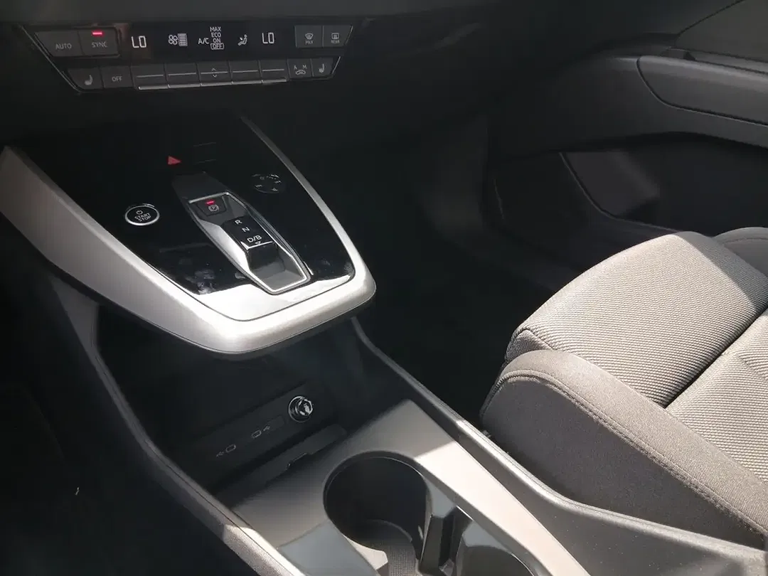 Audi Q4 e-tron - Thumbnail 18