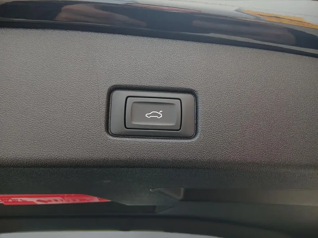 Audi Q4 e-tron - Thumbnail 20