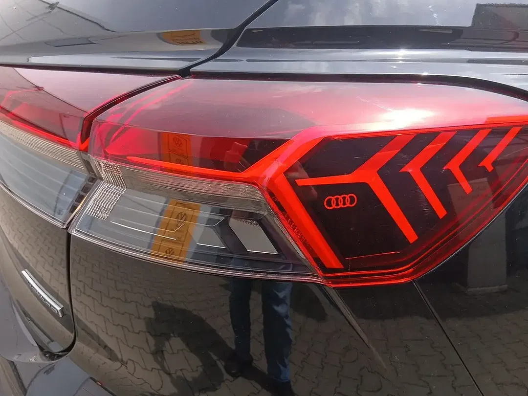 Audi Q4 e-tron - Thumbnail 7