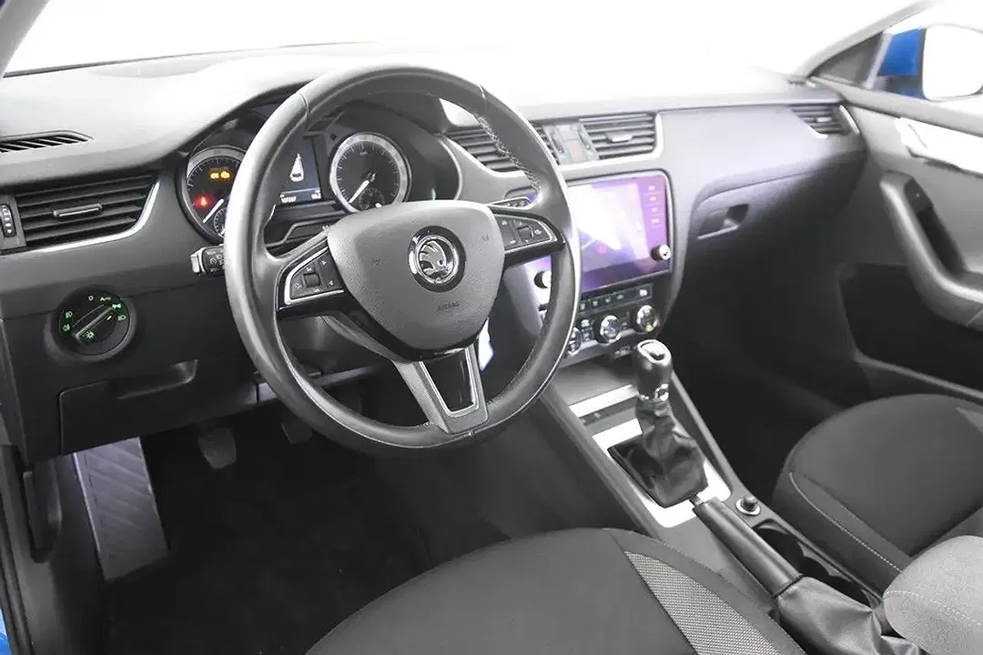 Skoda Octavia - Thumbnail 12