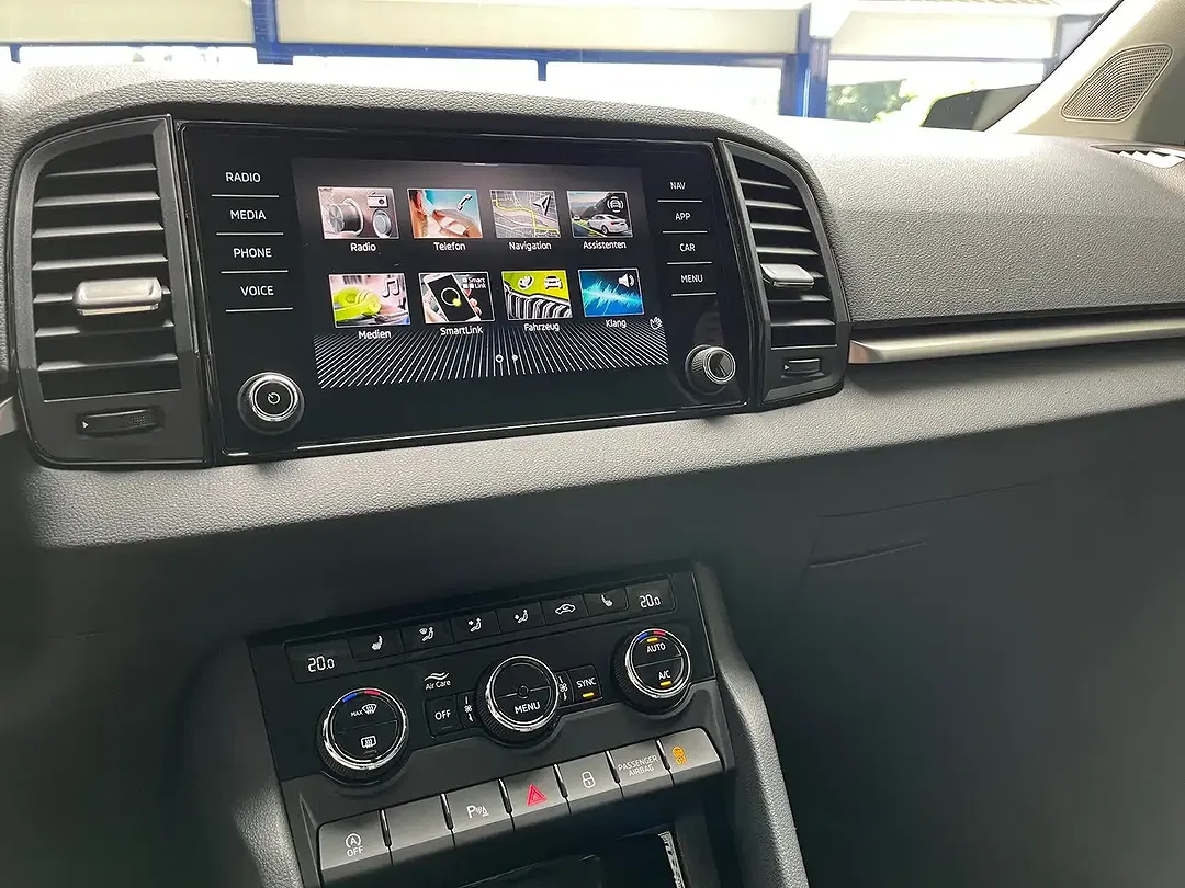 Skoda Karoq - Thumbnail 15