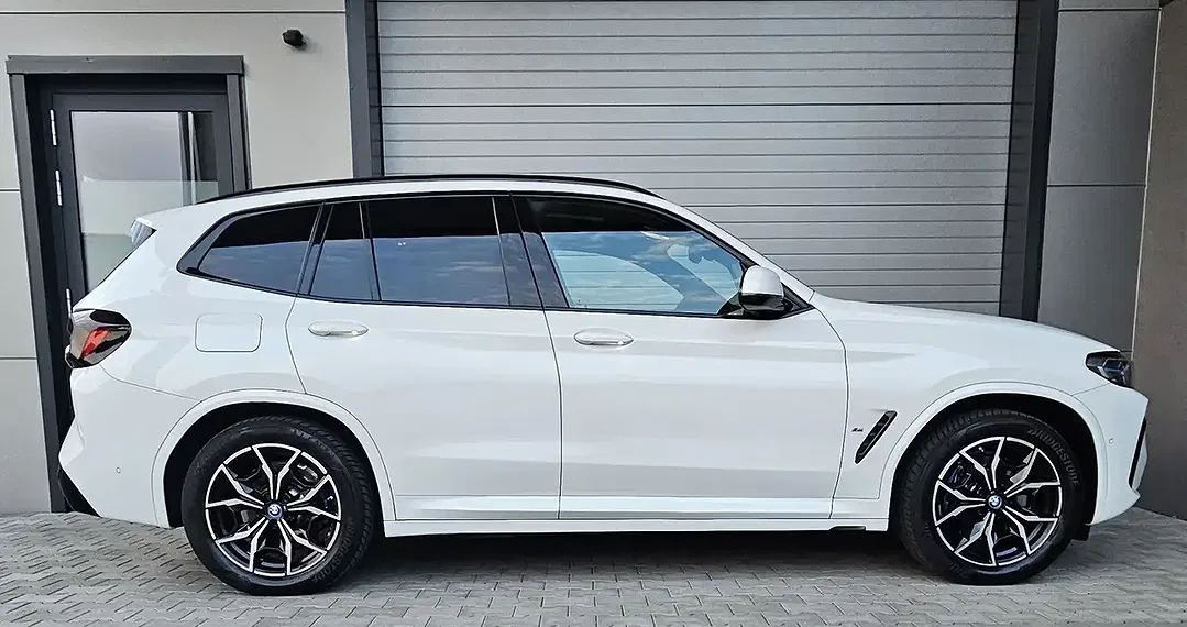BMW X3 - Thumbnail 4