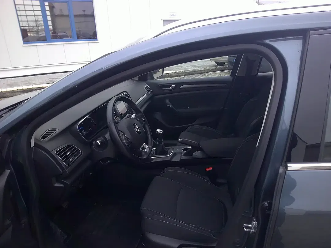 Renault Megane - Thumbnail 10