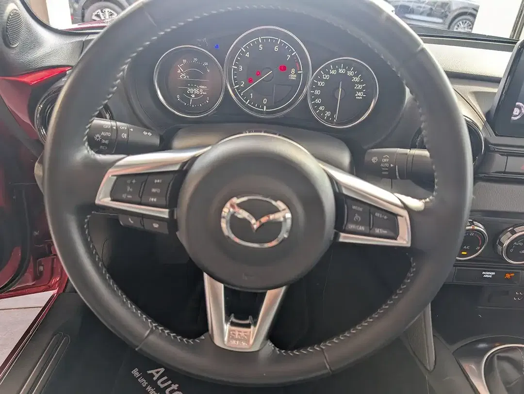Mazda MX-5 - Thumbnail 5