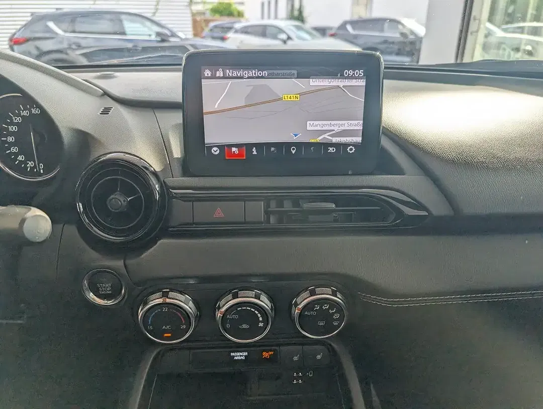 Mazda MX-5 - Thumbnail 7
