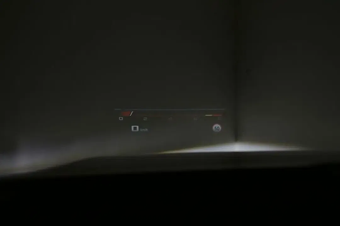 BMW M5 - Thumbnail 13