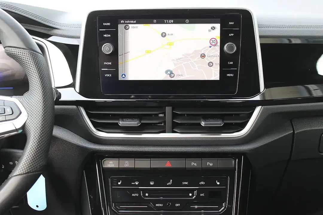 Volkswagen T-Roc - Thumbnail 12