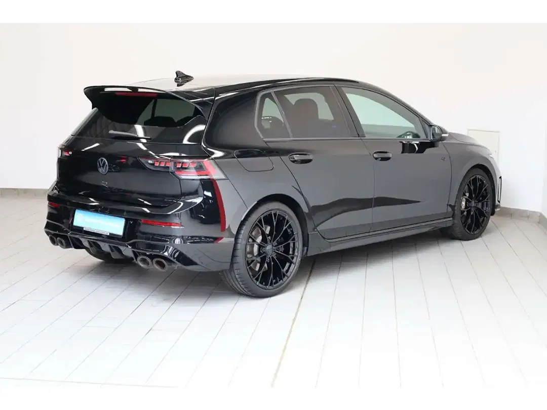 Volkswagen Golf R - Thumbnail 4