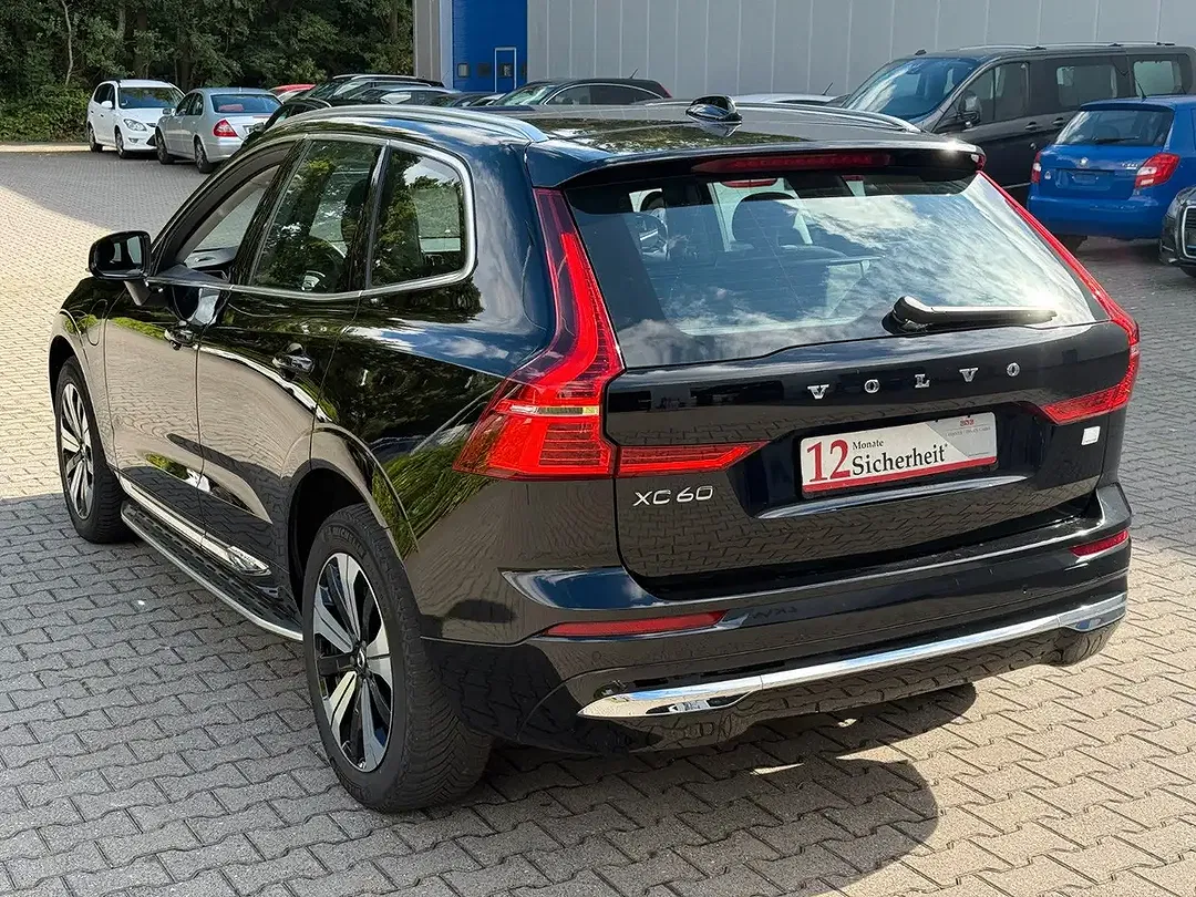 Volvo XC60 - Thumbnail 6