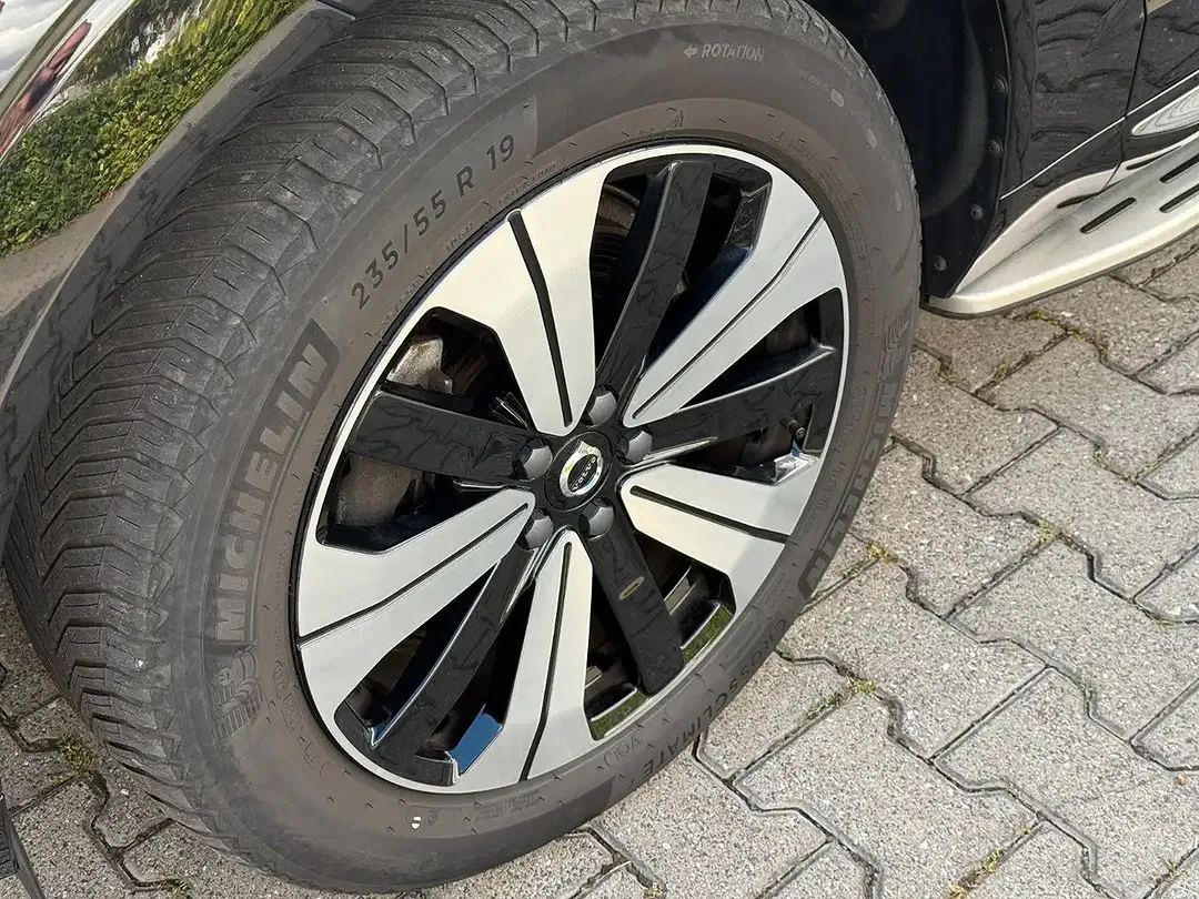 Volvo XC60 - Thumbnail 7