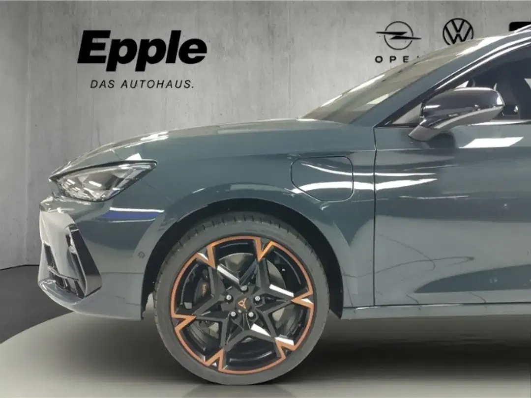 CUPRA Leon - Thumbnail 6